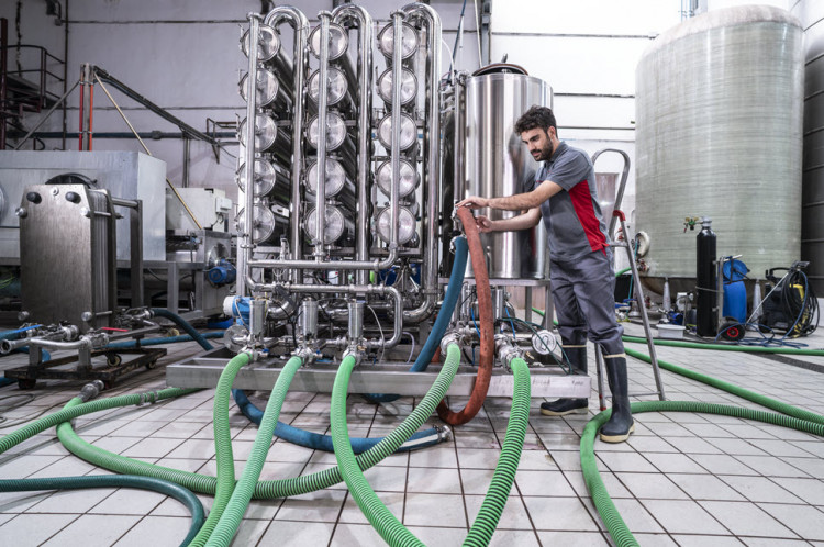 Industrial Hose & Fitting Supplier for Oil & Mining – Established, Profitable, Turnkey